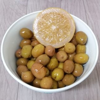 doğal çizik yeşil zeytin